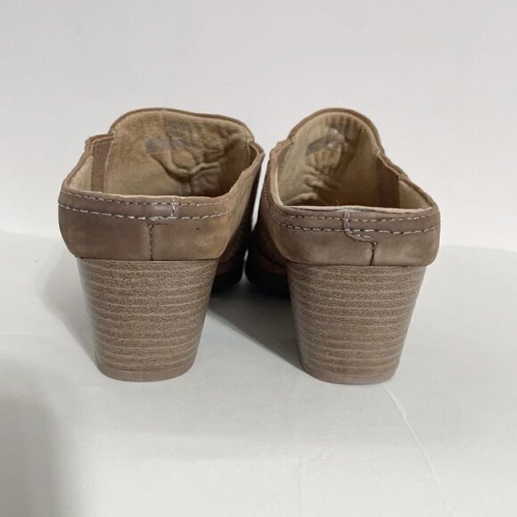 Earth 8 Shoes Clog Slip On Slide Mules Studded Boho Western Mules - Picture 3 of 8